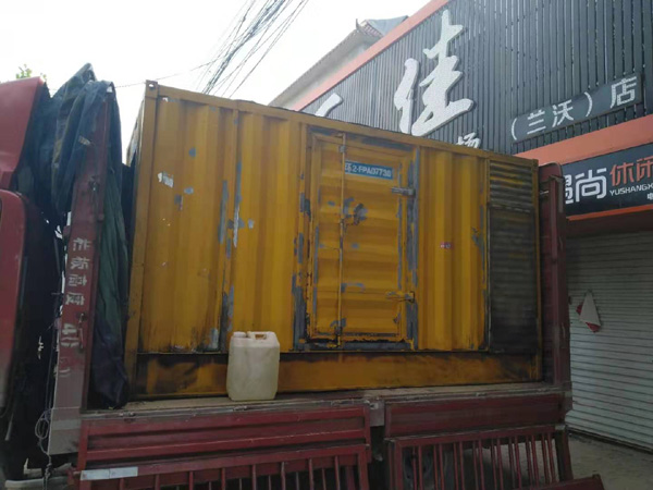 共和发电机组功率与使用时间之间的关系